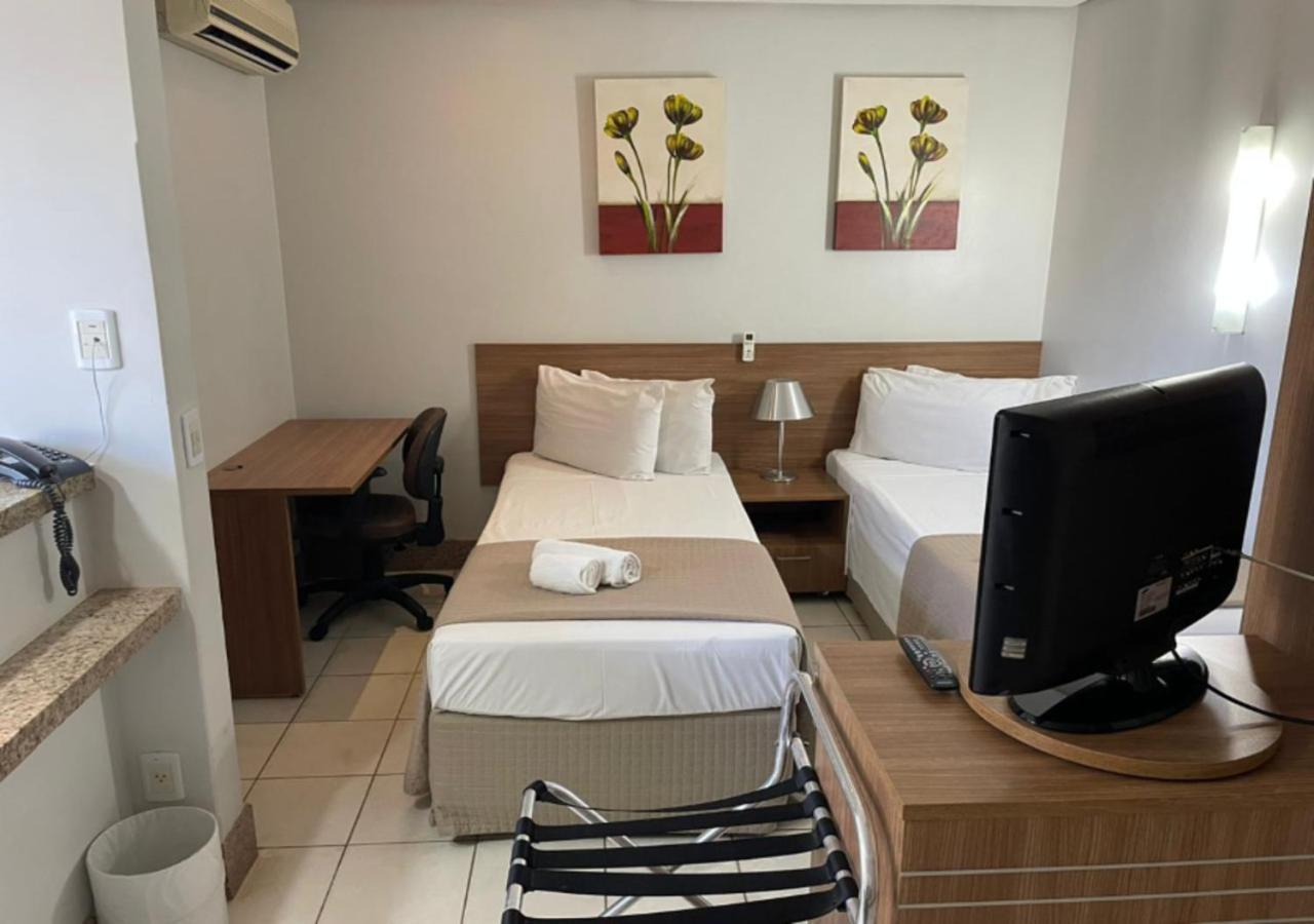 Sun Square Suites Hotel By Lual Goiânia Exteriör bild