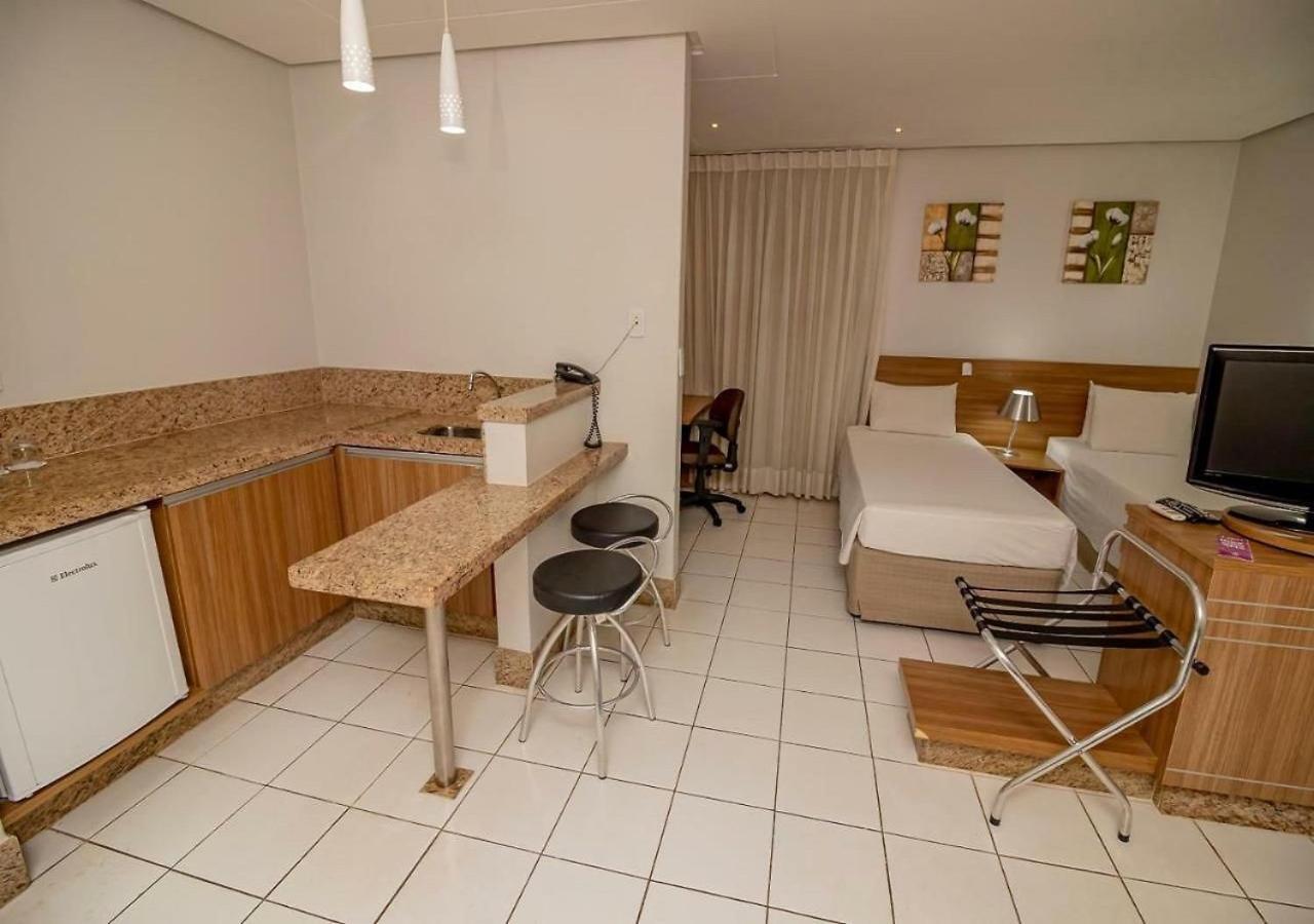 Sun Square Suites Hotel By Lual Goiânia Exteriör bild