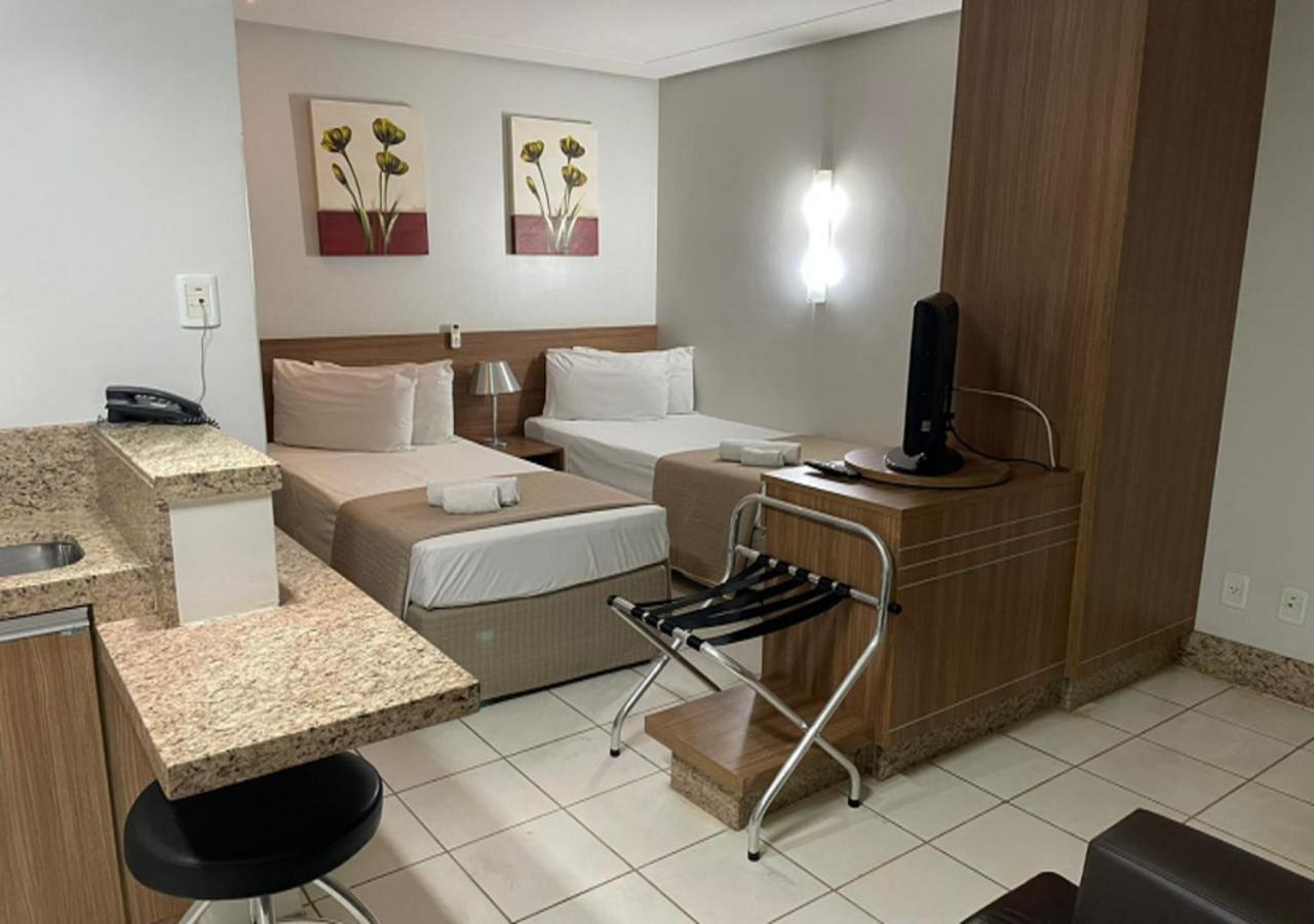 Sun Square Suites Hotel By Lual Goiânia Exteriör bild