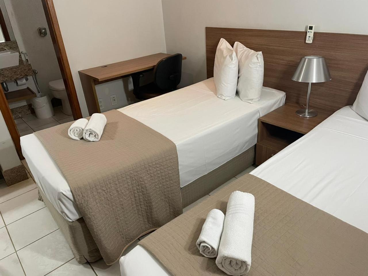 Sun Square Suites Hotel By Lual Goiânia Exteriör bild